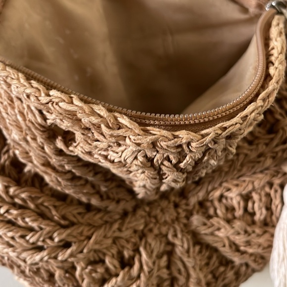 Summer round crossbody bag with zipper. Boho - Picture 3 of 4